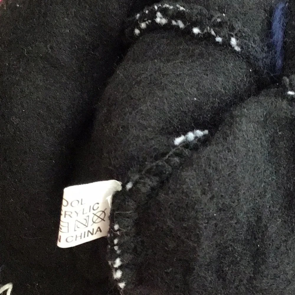 Minky Kids‎ Black Grey Peace Sign Knit Wool Fleece Flap Pom Pom Winter Hat NWT
